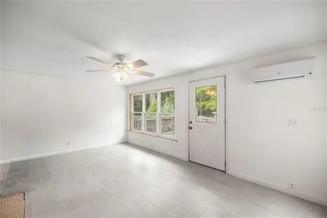 5915 Avenue F Mc Intosh FL 32664