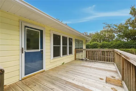 5915 Avenue F Mc Intosh FL 32664