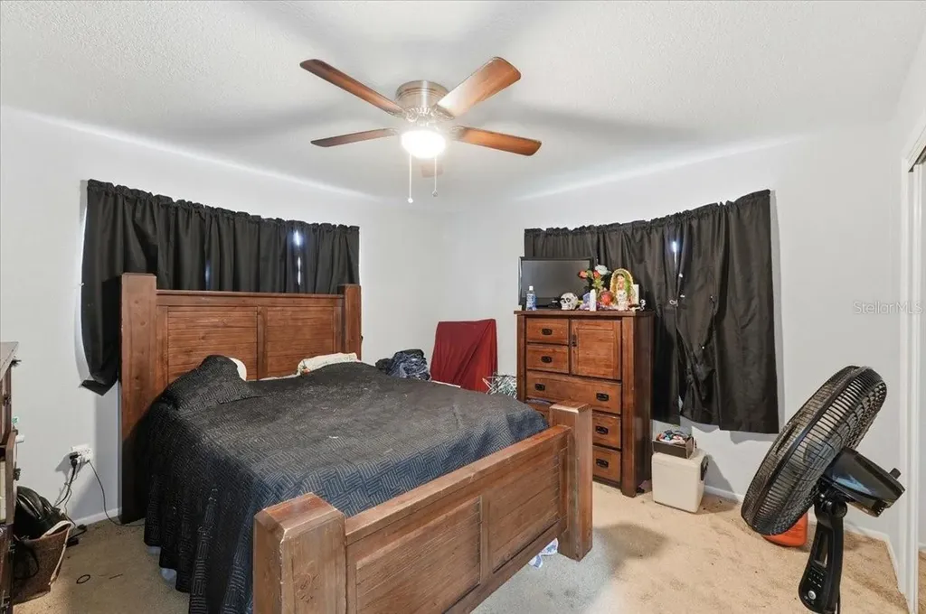 54 Gardner Avenue Lake Wales FL 33898