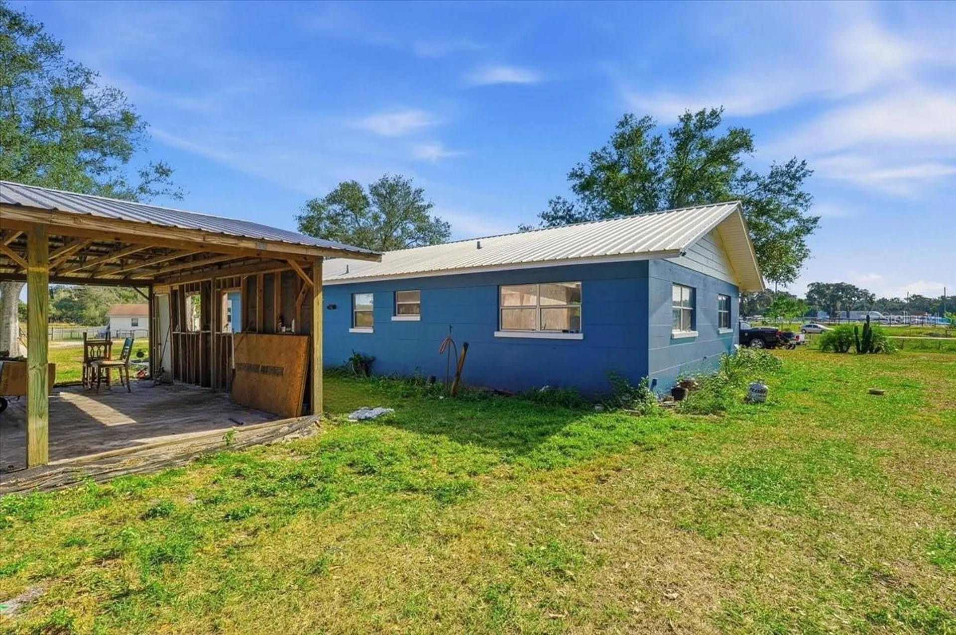 54 Gardner Avenue Lake Wales FL 33898