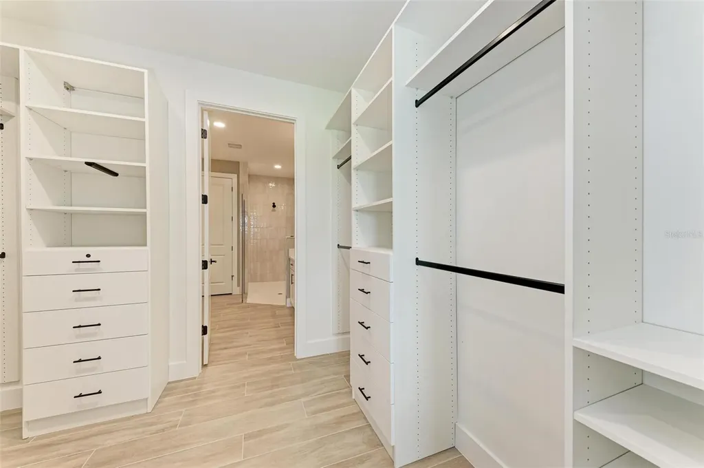 10016 Rembrandt Way Bradenton FL 34212