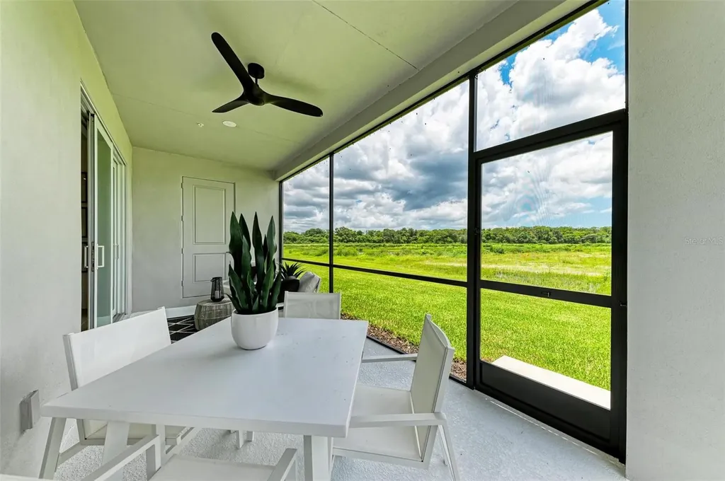 10016 Rembrandt Way Bradenton FL 34212