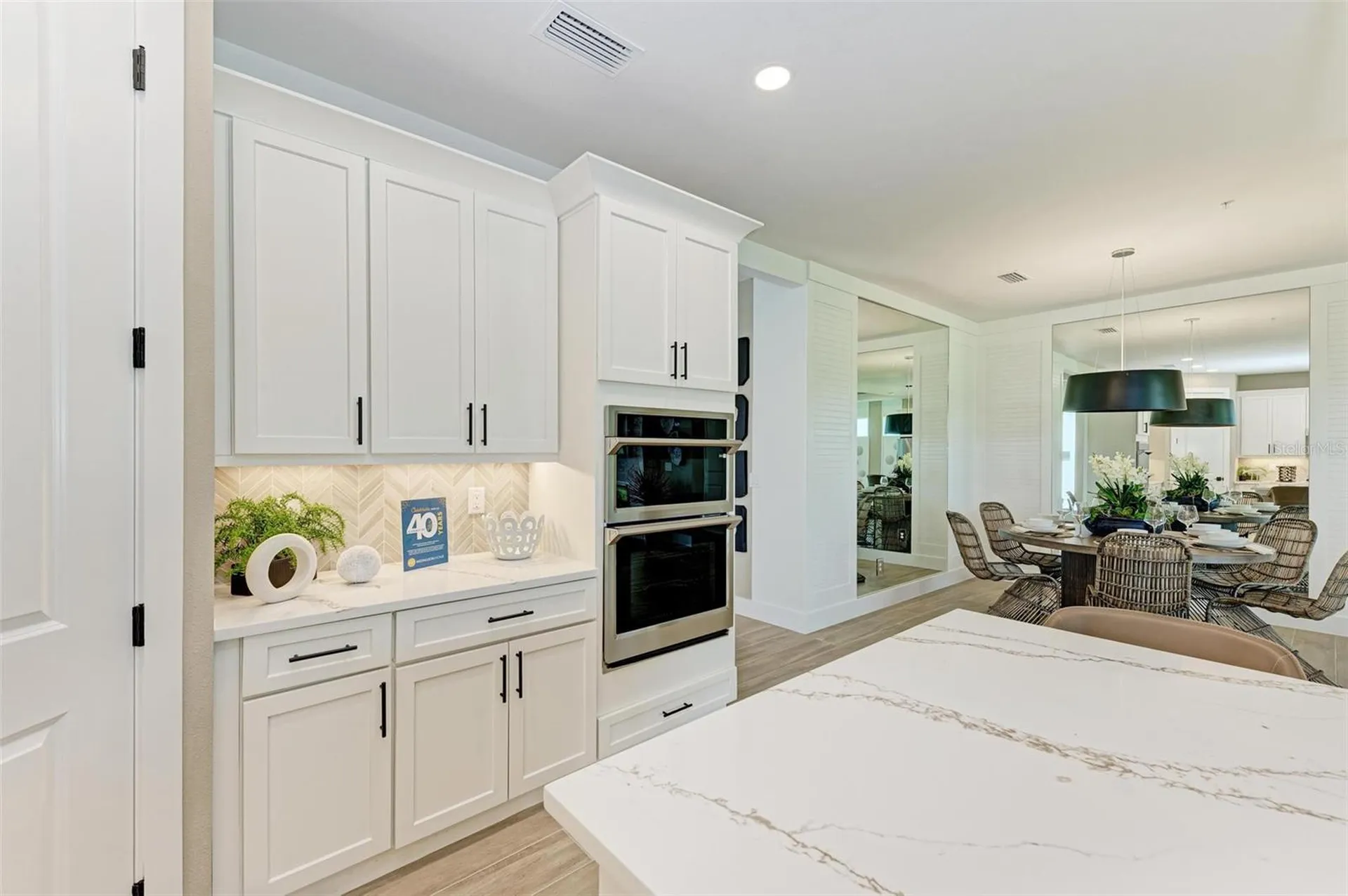 10016 Rembrandt Way Bradenton FL 34212