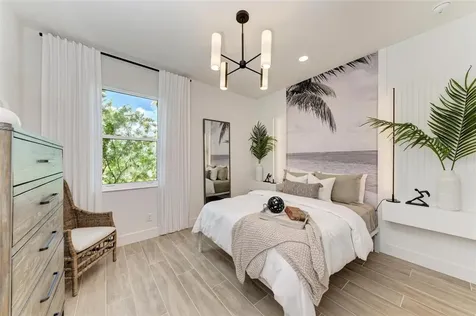 10016 Rembrandt Way Bradenton FL 34212