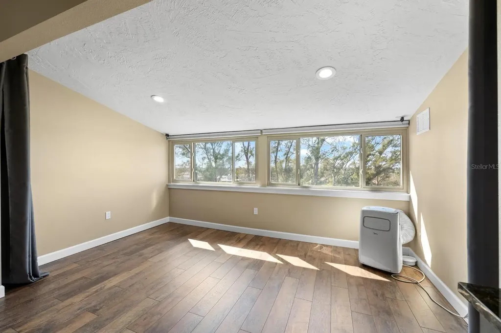 9604 Cortez Road W Bradenton FL 34210