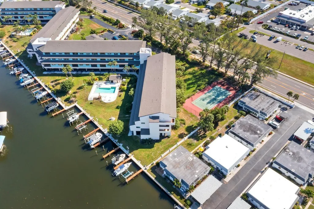 9604 Cortez Road W Bradenton FL 34210