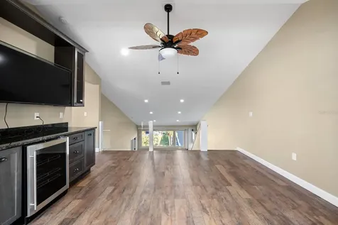 9604 Cortez Road W Bradenton FL 34210