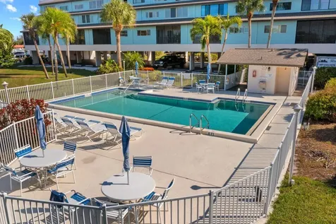 9604 Cortez Road W Bradenton FL 34210