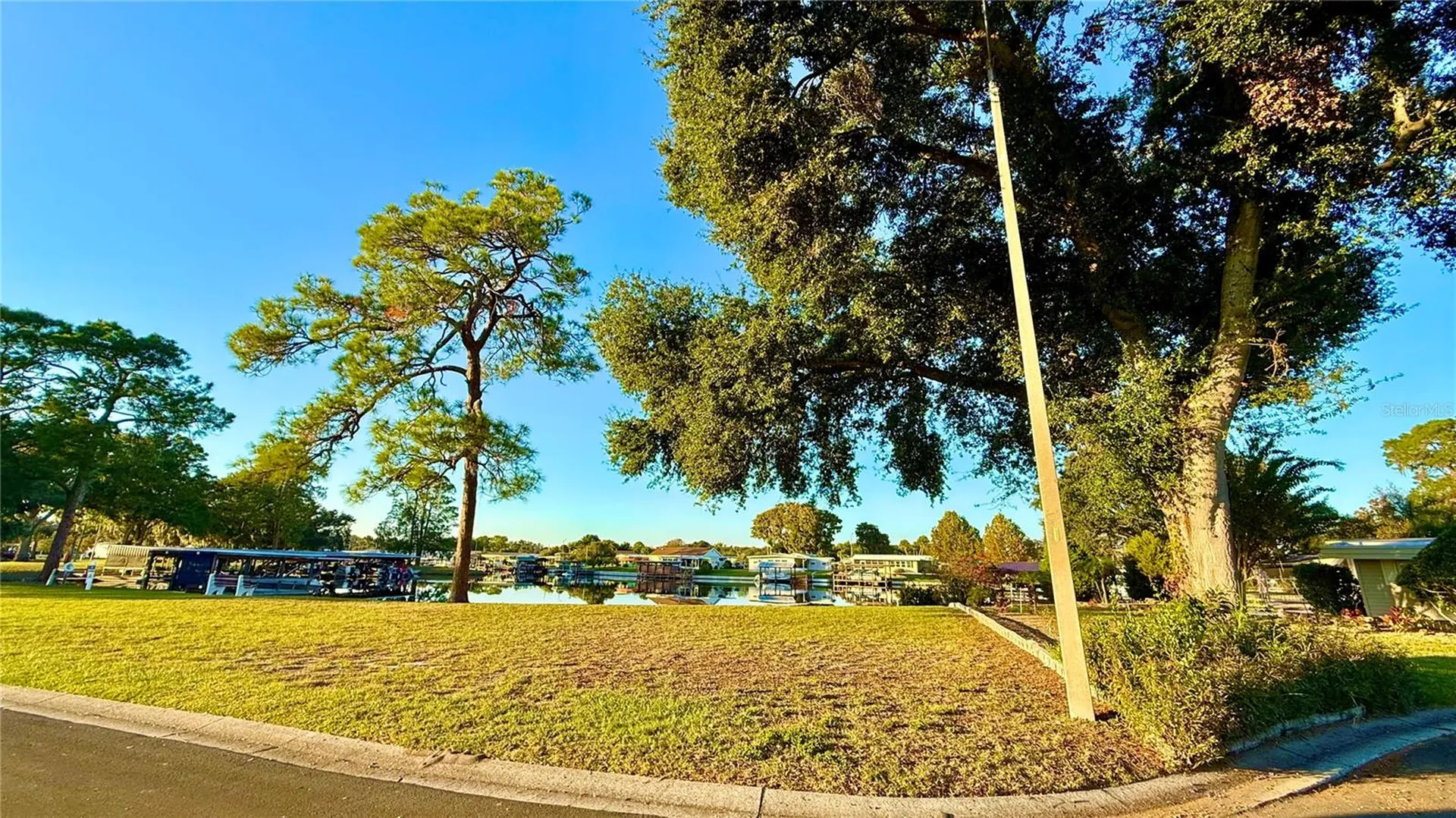722 Landry Lane Tavares FL 32778