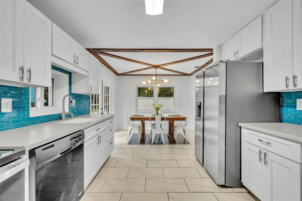 1240 W Voorhis Avenue Deland FL 32720