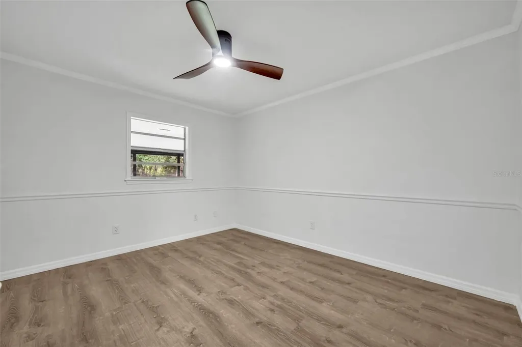 1240 W Voorhis Avenue Deland FL 32720