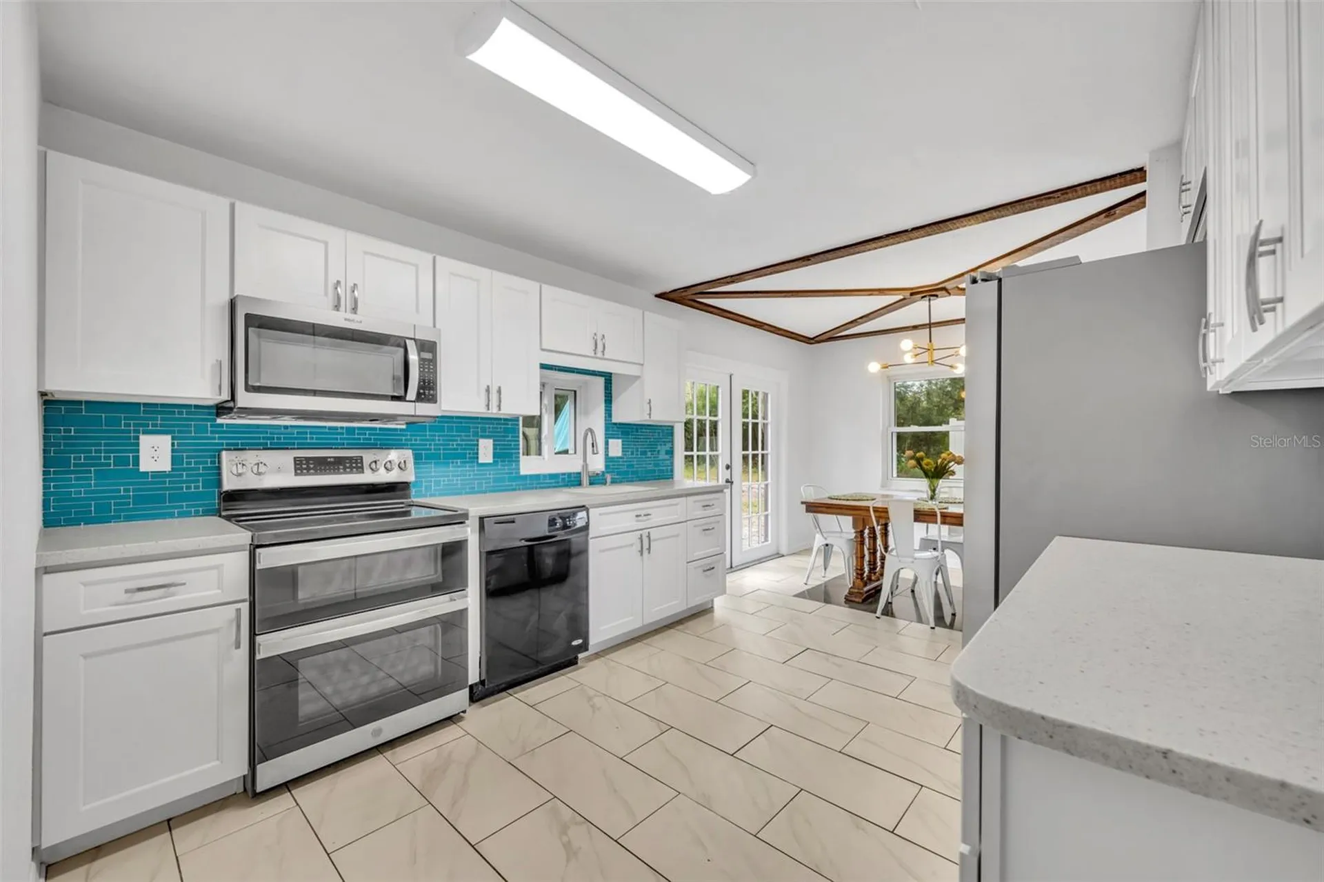 1240 W Voorhis Avenue Deland FL 32720