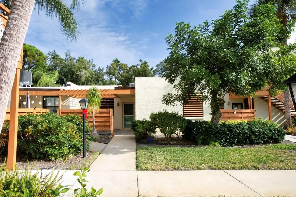 106 Wild Palm Drive Bradenton FL 34210