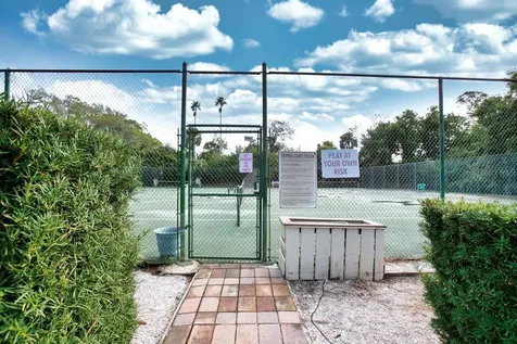 106 Wild Palm Drive Bradenton FL 34210