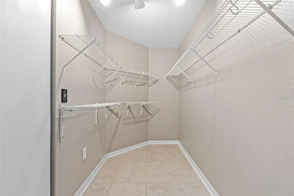 6006 Chellas Court Lutz FL 33558