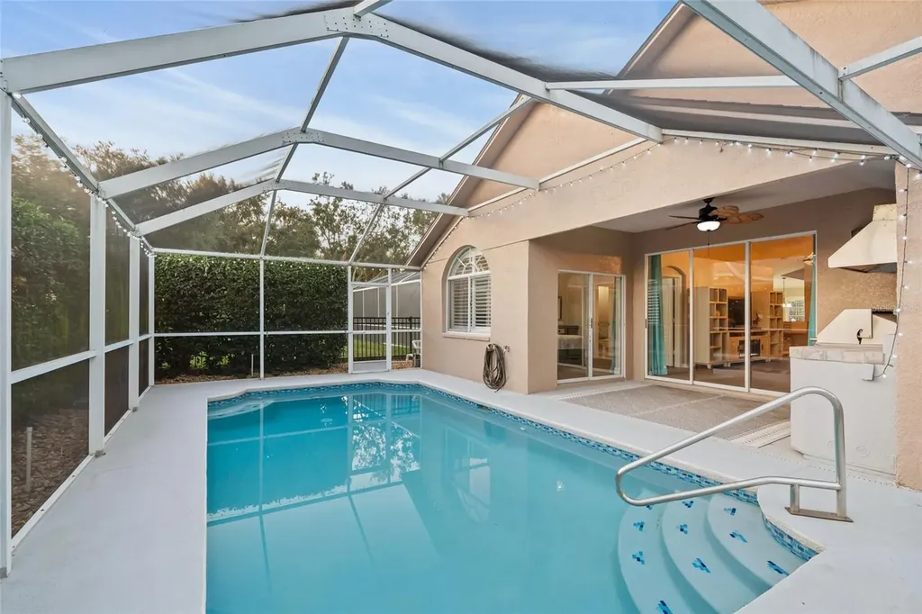 6006 Chellas Court Lutz FL 33558