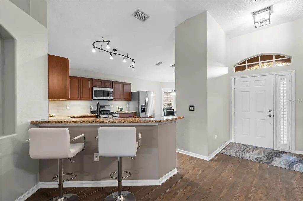 6006 Chellas Court Lutz FL 33558