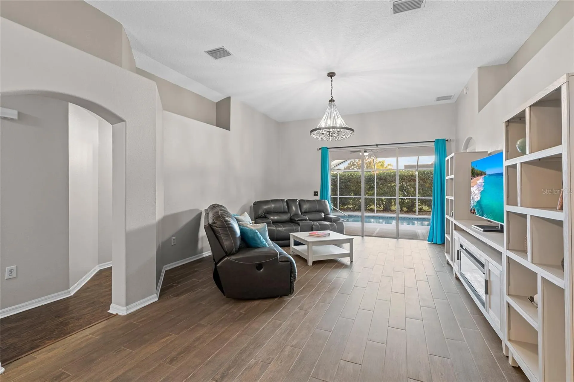 6006 Chellas Court Lutz FL 33558