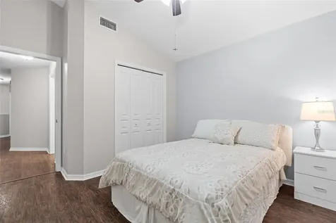 6006 Chellas Court Lutz FL 33558