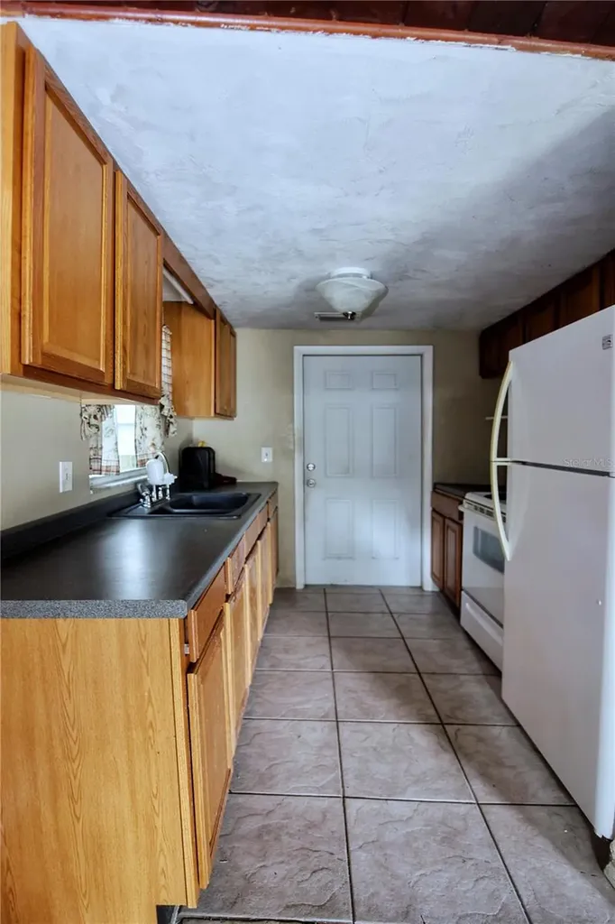 111 New Hampshire Street Edgewater FL 32132