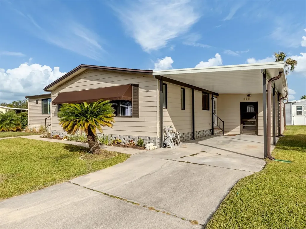 397 Catamaran Court North Port FL 34287