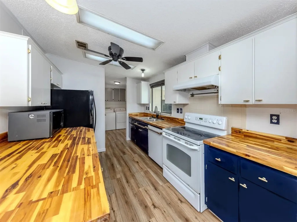 397 Catamaran Court North Port FL 34287