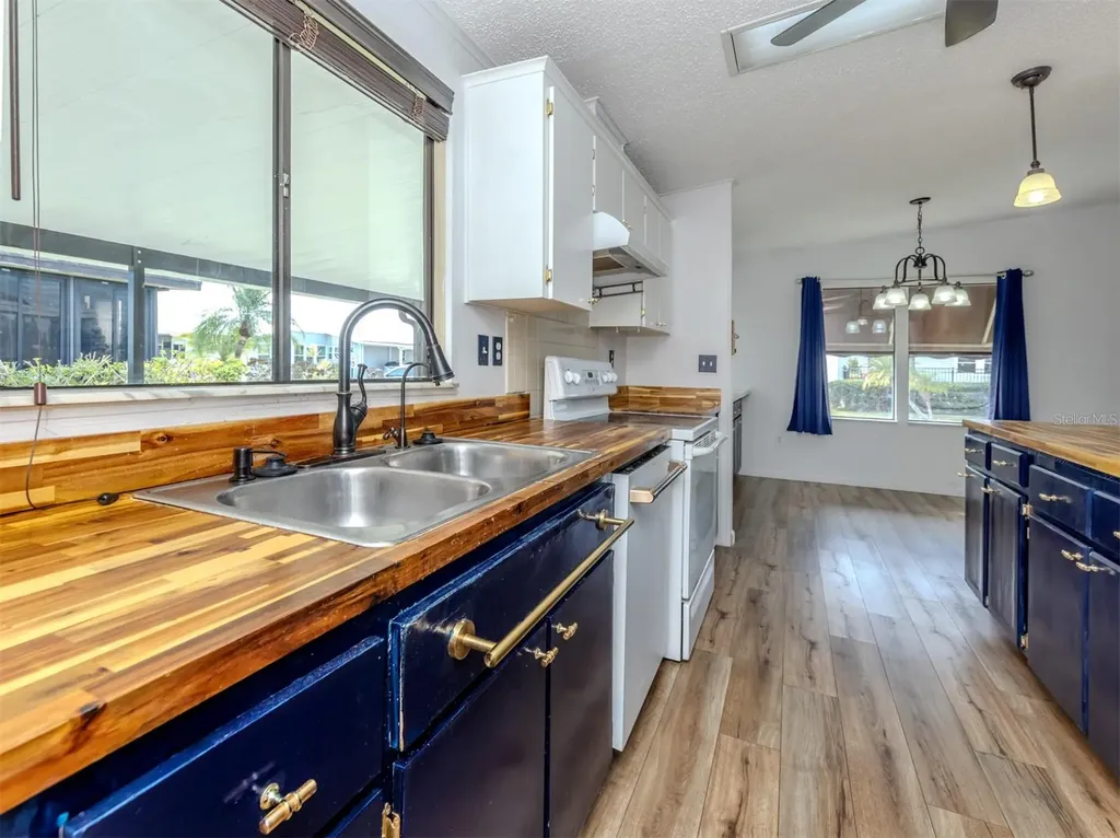 397 Catamaran Court North Port FL 34287