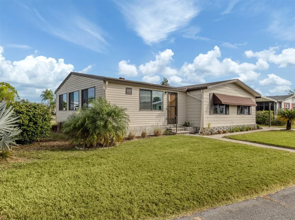 397 Catamaran Court North Port FL 34287