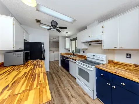 397 Catamaran Court North Port FL 34287