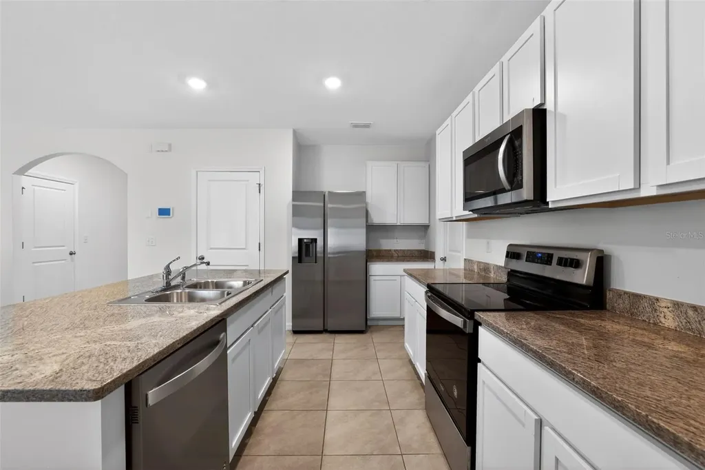 32597 Canyonlands Drive Wesley Chapel FL 33543