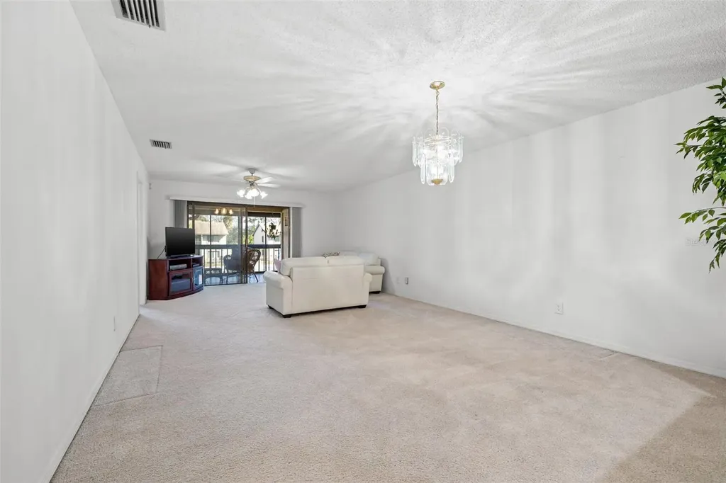 725 83rd Avenue N St Petersburg FL 33702