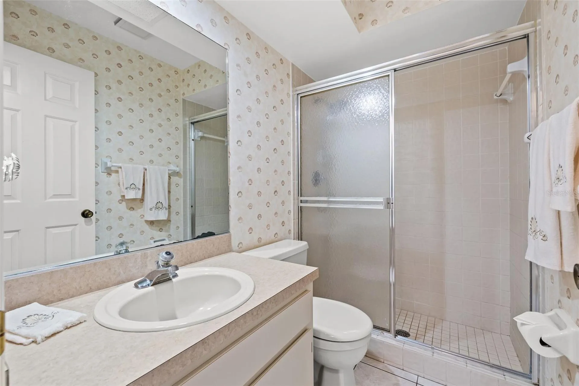 725 83rd Avenue N St Petersburg FL 33702