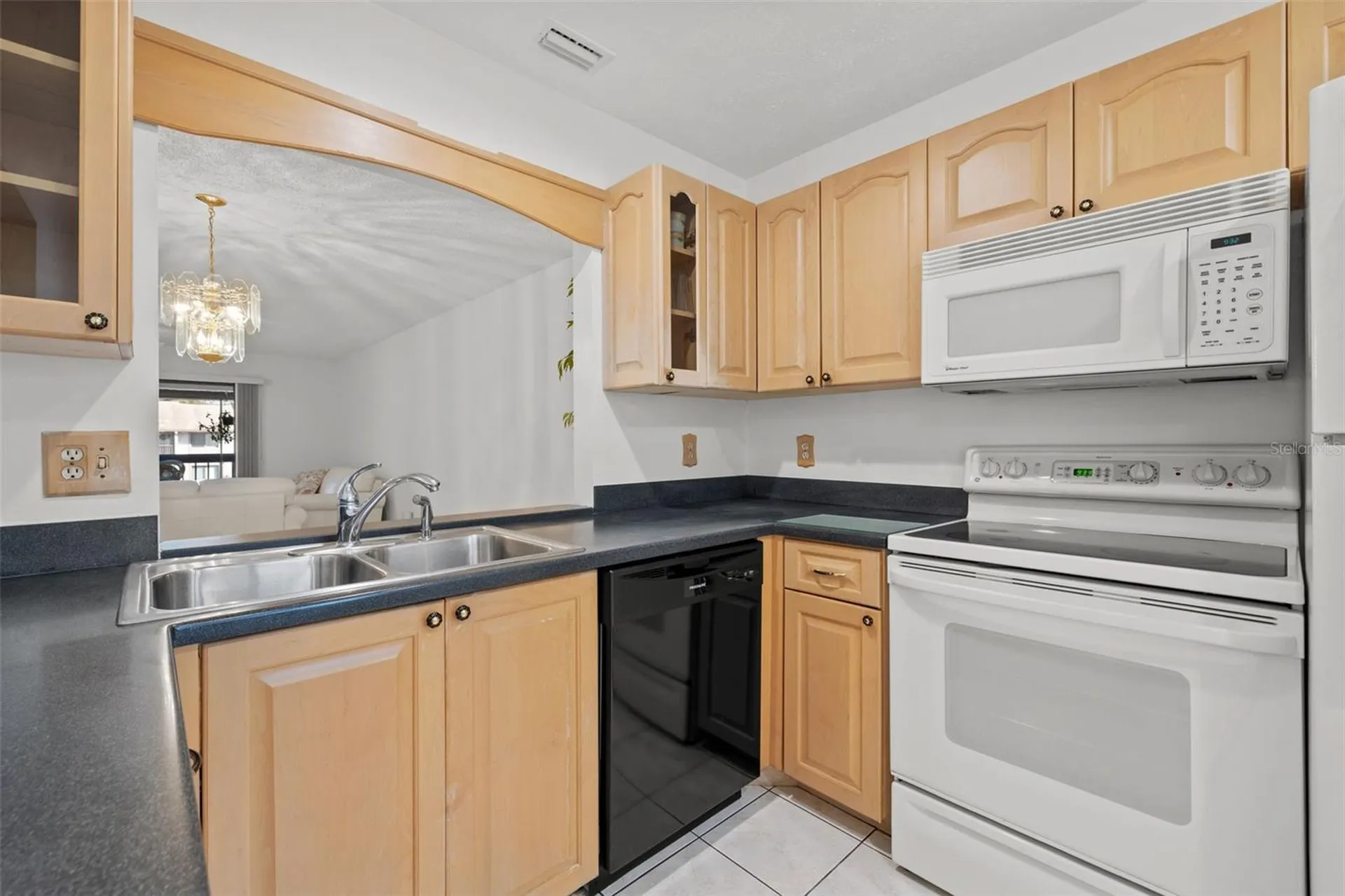 725 83rd Avenue N St Petersburg FL 33702