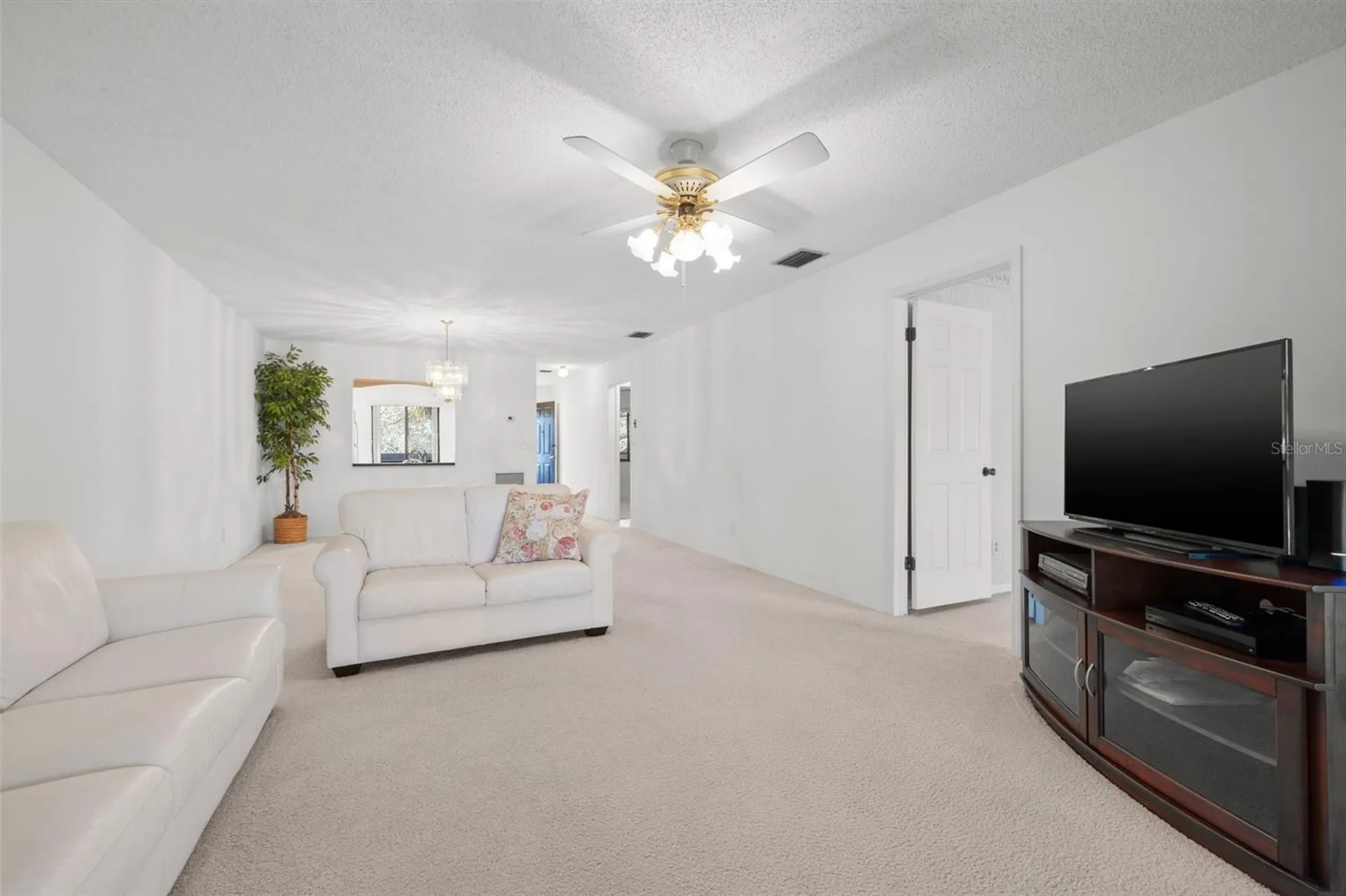 725 83rd Avenue N St Petersburg FL 33702