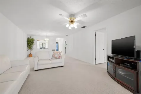 725 83rd Avenue N St Petersburg FL 33702