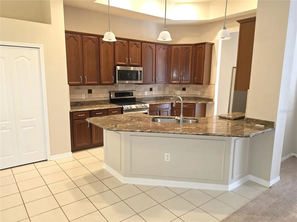 617 Glastonbury Court Spring Hill FL 34609