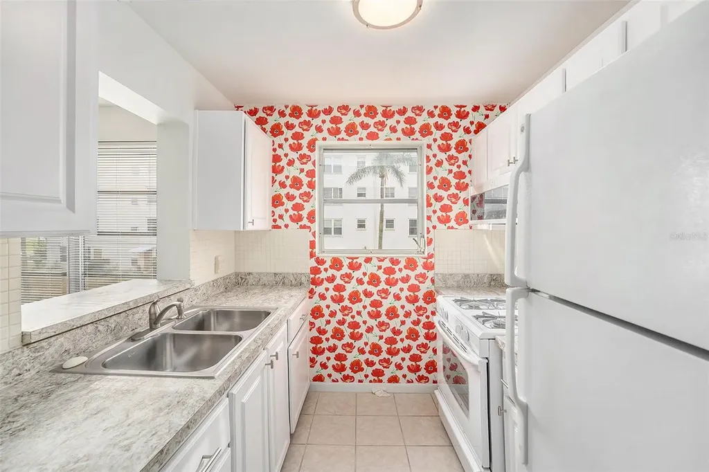 5623 80th Street N St Petersburg FL 33709
