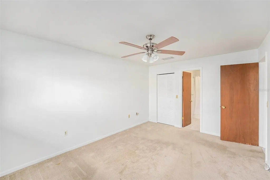 5623 80th Street N St Petersburg FL 33709