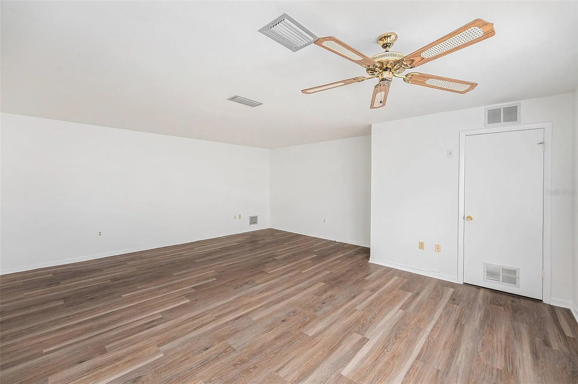 5623 80th Street N St Petersburg FL 33709