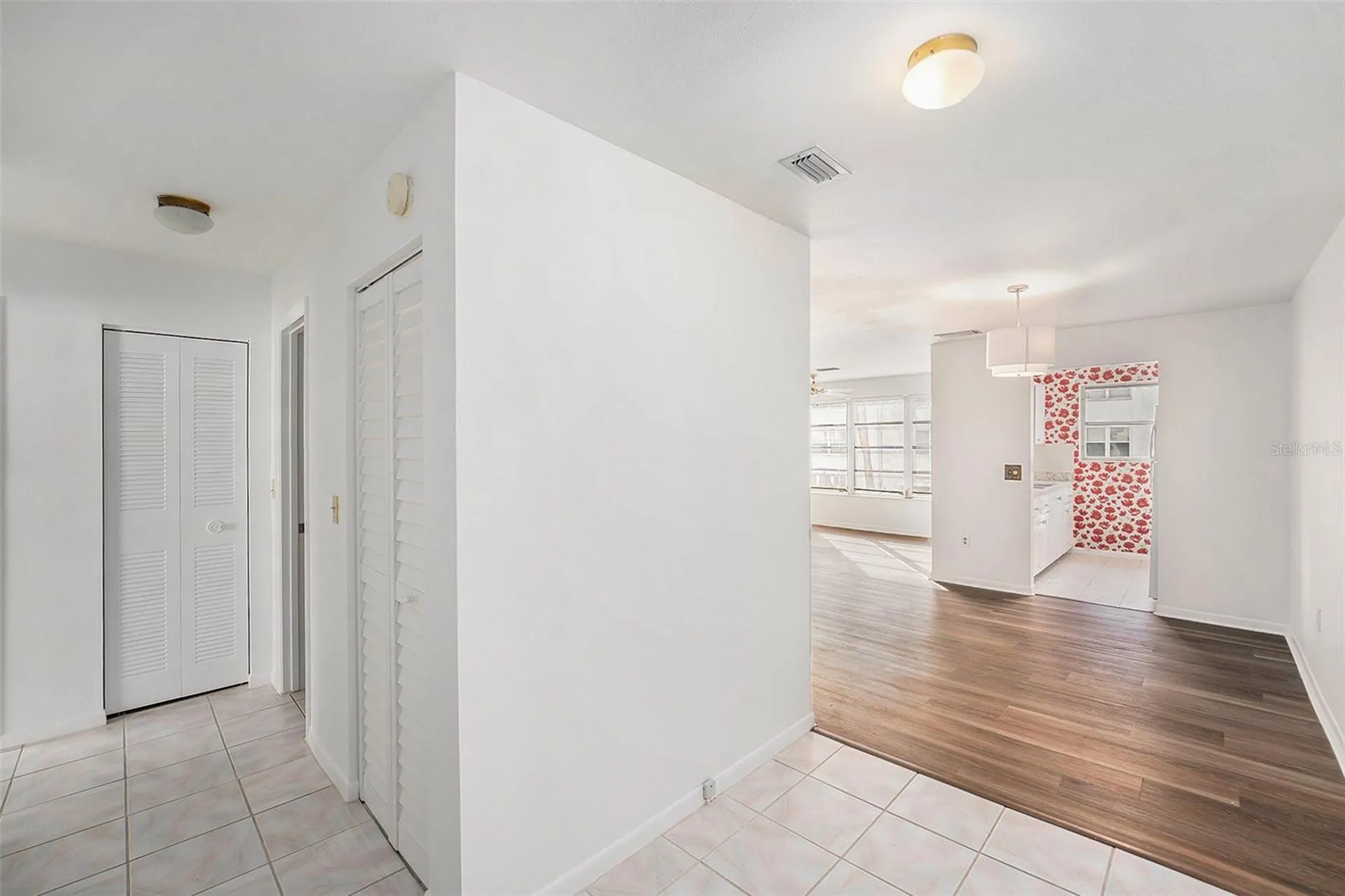 5623 80th Street N St Petersburg FL 33709