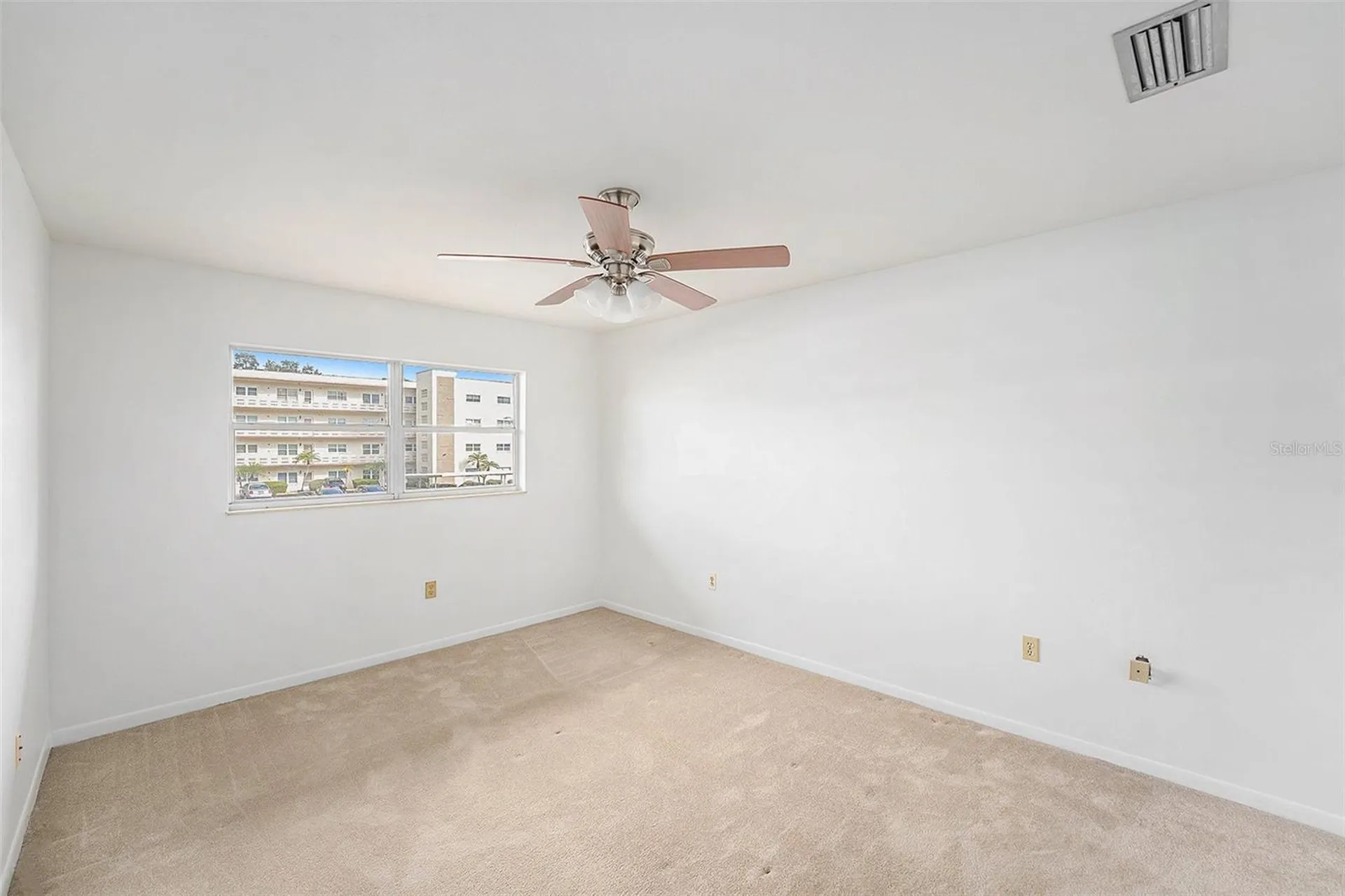 5623 80th Street N St Petersburg FL 33709