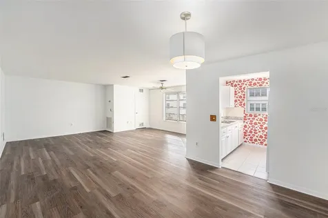 5623 80th Street N St Petersburg FL 33709
