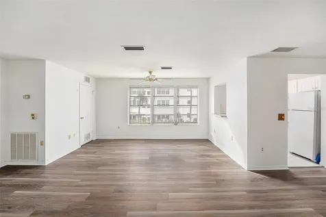 5623 80th Street N St Petersburg FL 33709