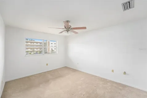 5623 80th Street N St Petersburg FL 33709