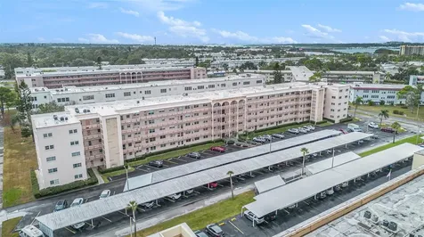 5623 80th Street N St Petersburg FL 33709