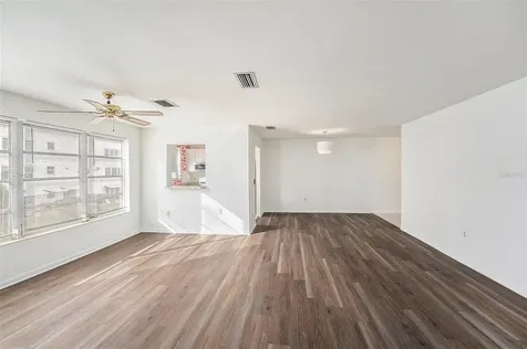 5623 80th Street N St Petersburg FL 33709