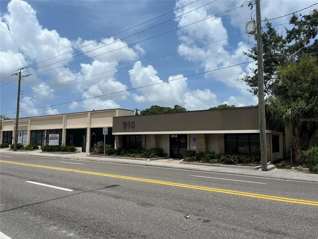 918 14th Street Bradenton FL 34205