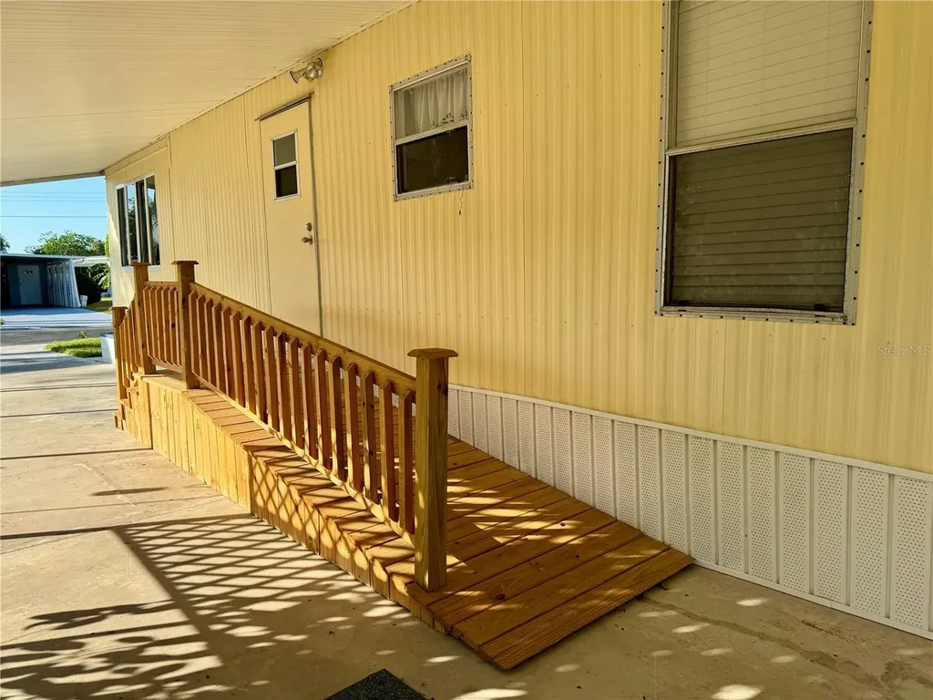 340 Peace Manor Palmetto FL 34221