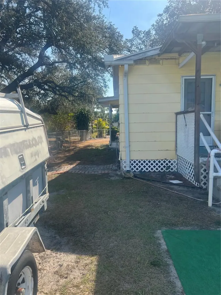 4224 E Bird Street Tampa FL 33617
