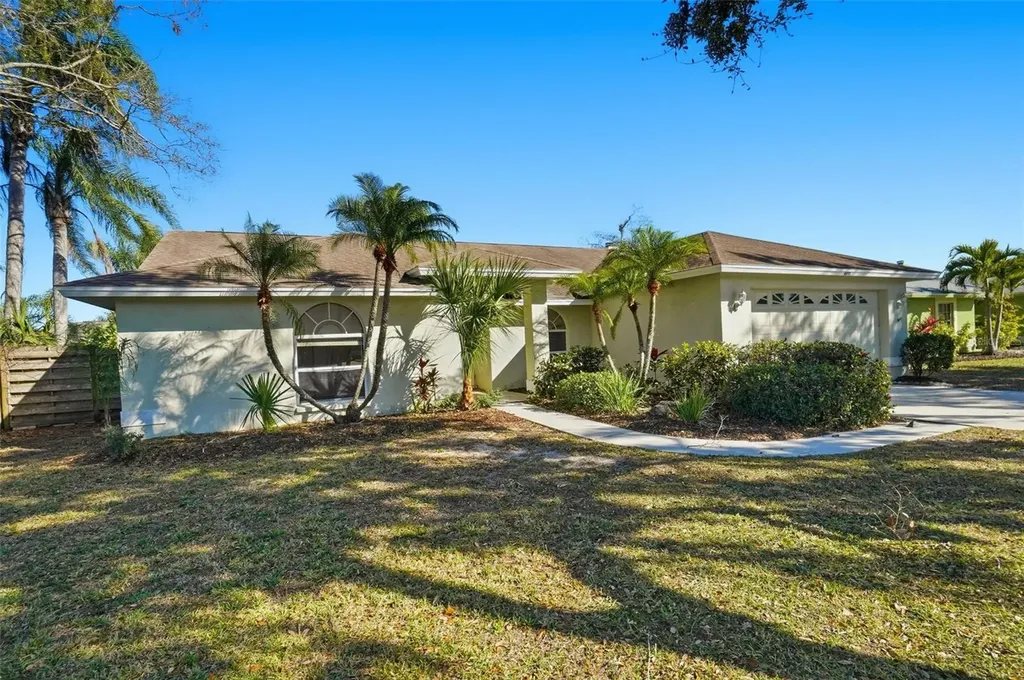 4495 Diamond Circle Sarasota FL 34233